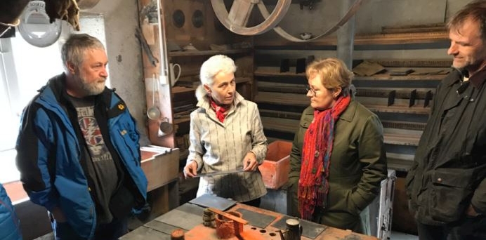 APV Morgarten in der Schiefertafelfabrik Elm